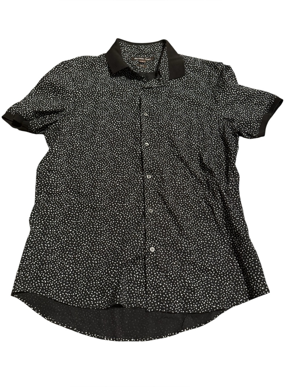 Michael Kors slim fit short sleeve button down shirt men’s size medium